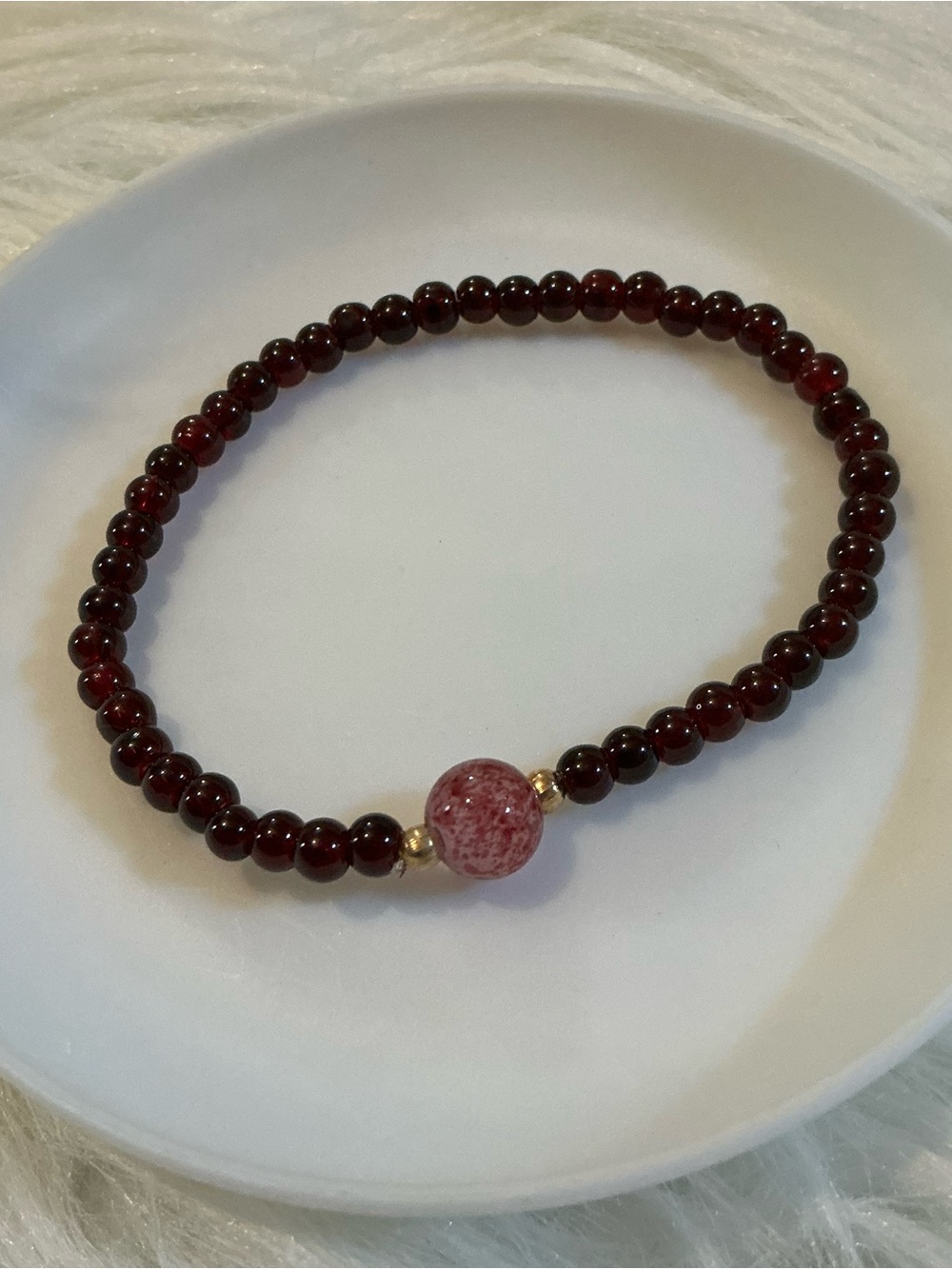 Elegant minimalist pink bead bracelet